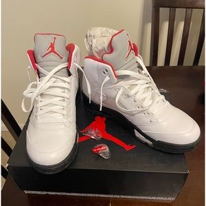 Jordan 5 Retro Fire Red (2013)